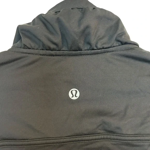 Lululemon Define Jacket - Picture 4 of 12